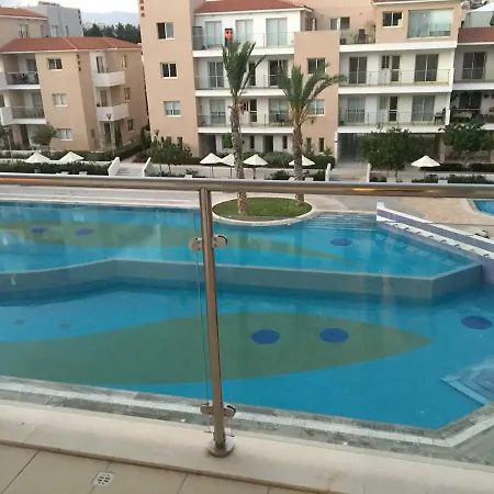 Elysia Park 9-207 Appartamento Paphos